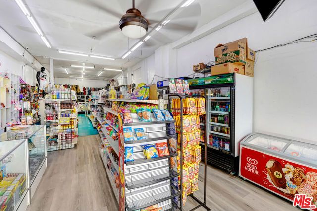 5151 S Vermont Avenue, Los Angeles, CA 90037