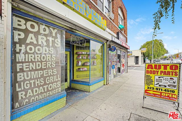 5151 S Vermont Avenue, Los Angeles, CA 90037