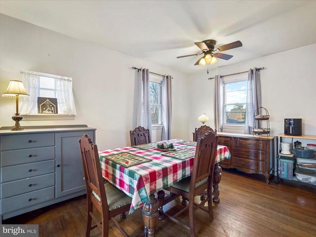 467 HEINTZELMAN AVE, Chambersburg, PA 17201