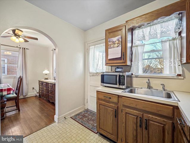 467 HEINTZELMAN AVE, Chambersburg, PA 17201