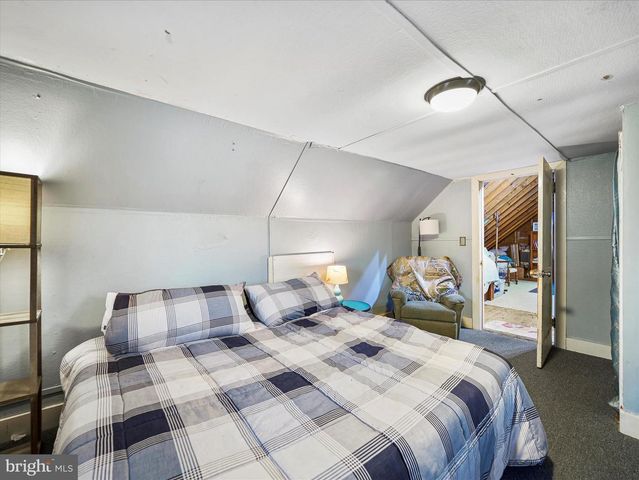 467 HEINTZELMAN AVE, Chambersburg, PA 17201