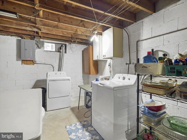 467 HEINTZELMAN AVE, Chambersburg, PA 17201