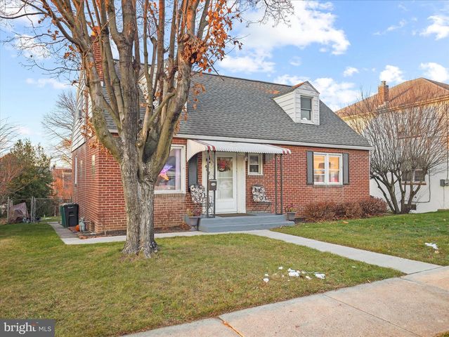 467 HEINTZELMAN AVE, Chambersburg, PA 17201