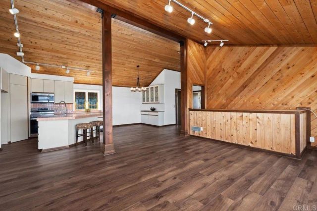 10447 Chevy Lane Lane, La Mesa, CA 91941