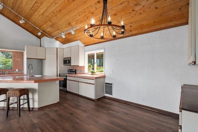 10447 Chevy Lane Lane, La Mesa, CA 91941