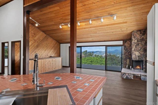 10447 Chevy Lane Lane, La Mesa, CA 91941