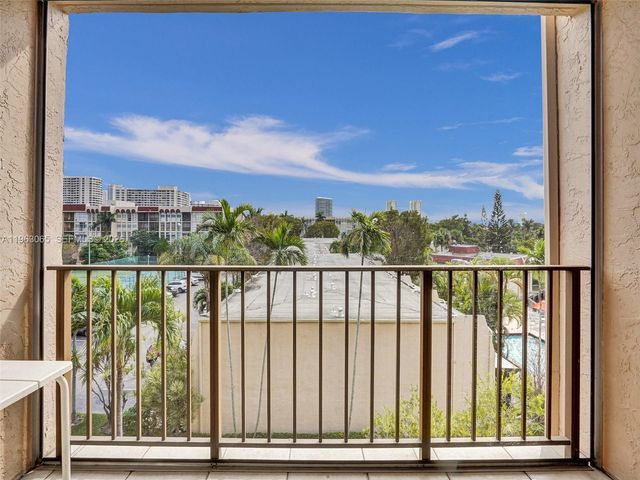 2001 Atlantic Shores Blvd 419, Hallandale Beach, FL 33009