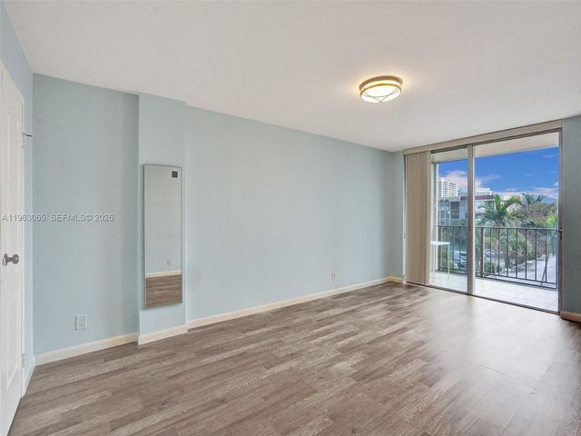 2001 Atlantic Shores Blvd 419, Hallandale Beach, FL 33009