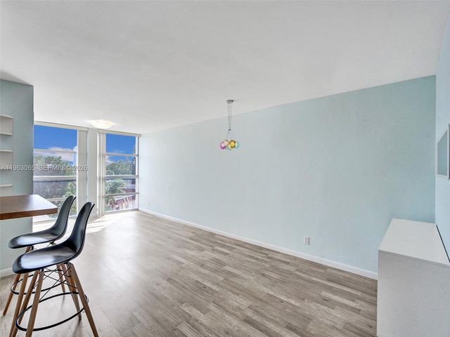 2001 Atlantic Shores Blvd 419, Hallandale Beach, FL 33009