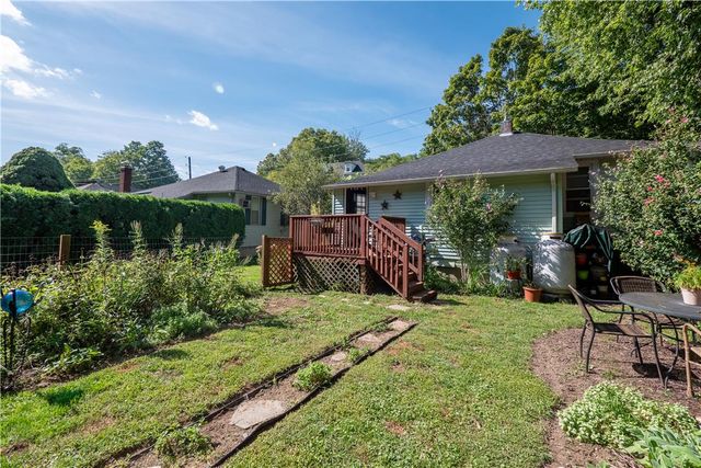 2355 Pennsylvania Avenue, Lower Mt Bethel Twp, PA 18013