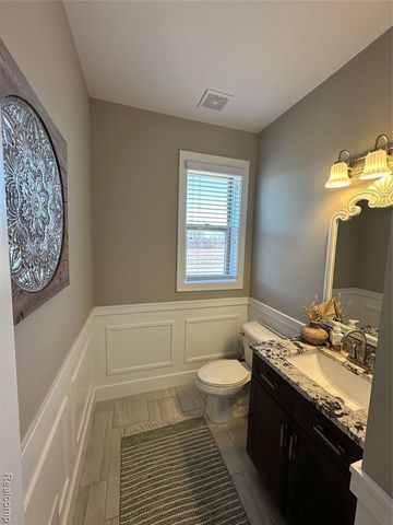 15870 Via Manzoni, Macomb, MI 48042