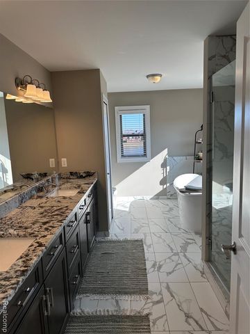 15870 Via Manzoni, Macomb, MI 48042