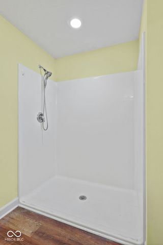 923 Stave Oak Drive, Beech Grove, IN 46107