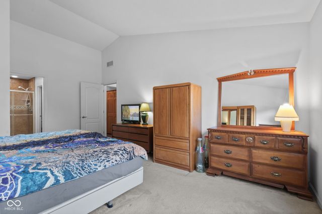 923 Stave Oak Drive, Beech Grove, IN 46107
