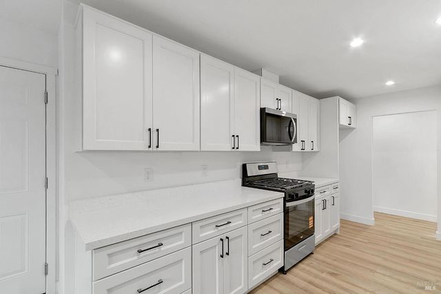 604 Oregon St, Fairfield, CA 94533