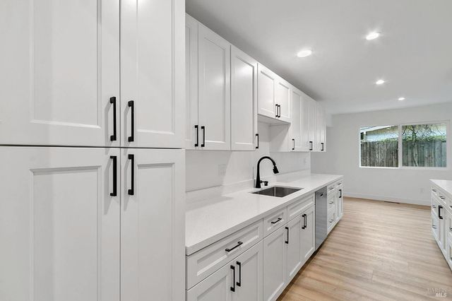 604 Oregon St, Fairfield, CA 94533