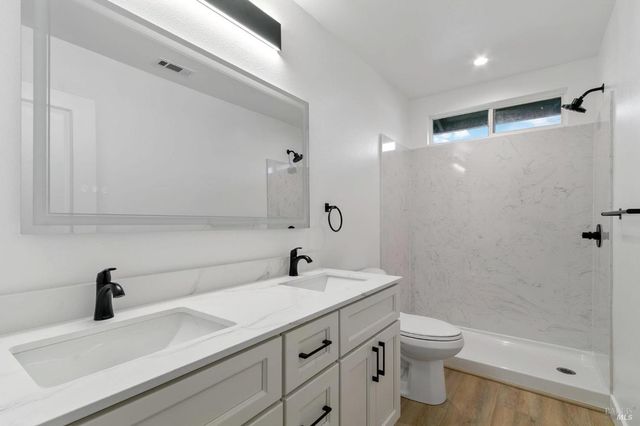 604 Oregon St, Fairfield, CA 94533