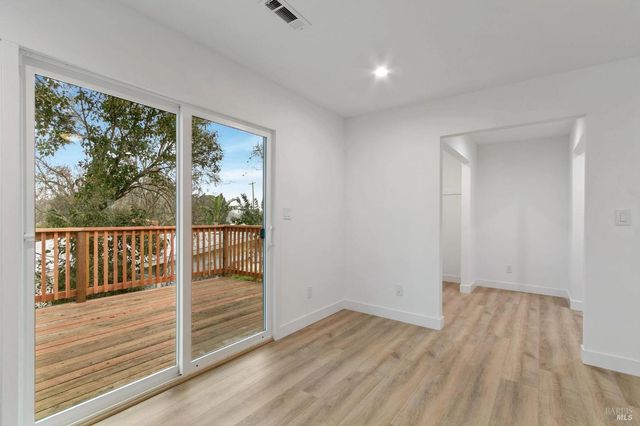 604 Oregon St, Fairfield, CA 94533