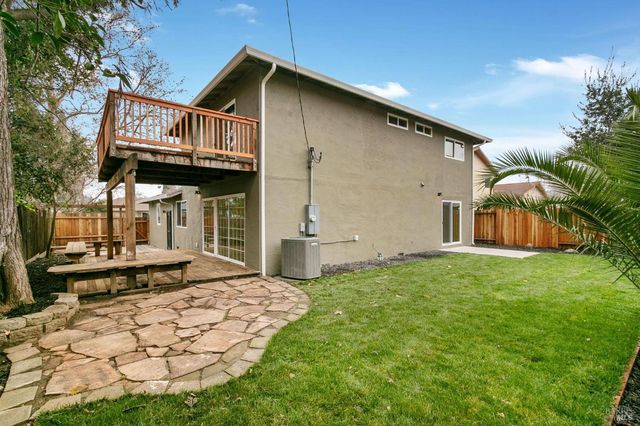 604 Oregon St, Fairfield, CA 94533