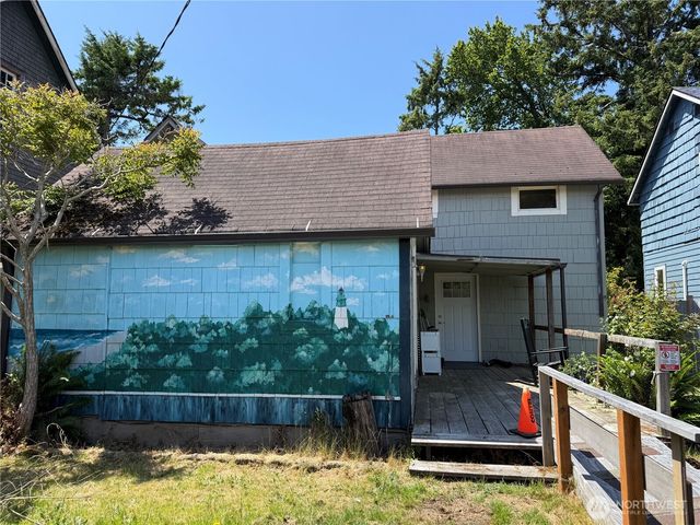 1831 S Forrest Street S, Westport, WA 98595