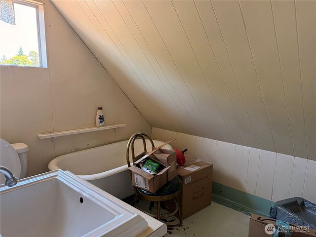 1831 S Forrest Street S, Westport, WA 98595