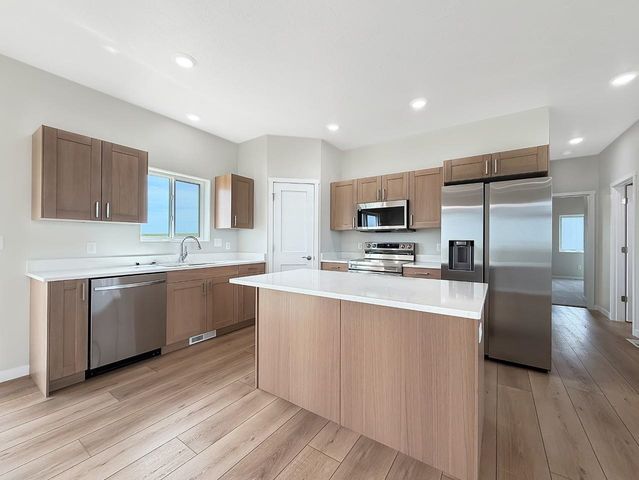 2301 Johnson St., Burlington, ND 58722