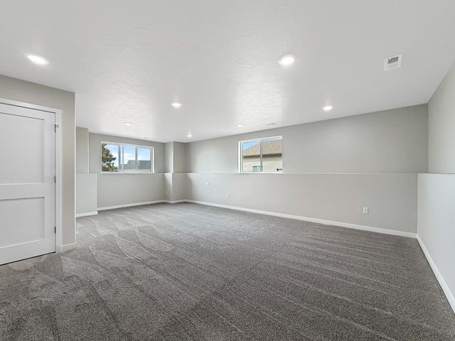 2301 Johnson St., Burlington, ND 58722