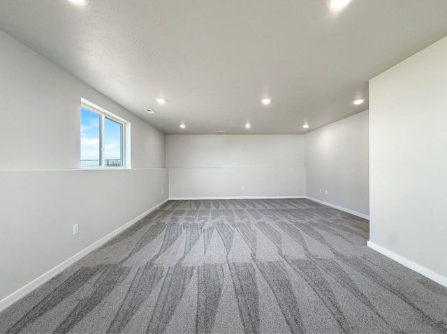 2301 Johnson St., Burlington, ND 58722