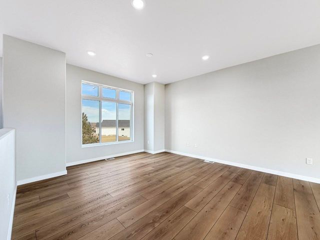 2301 Johnson St., Burlington, ND 58722