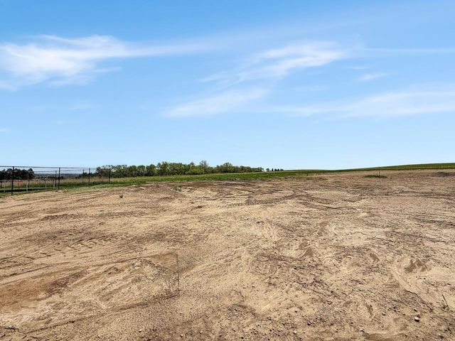 2301 Johnson St., Burlington, ND 58722