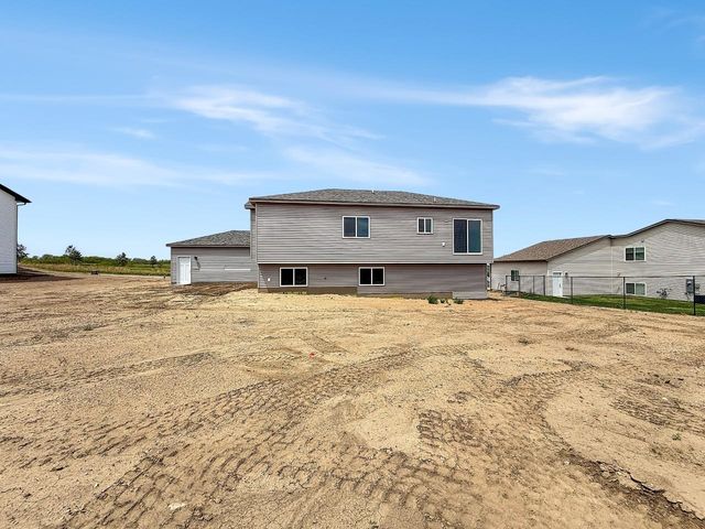 2301 Johnson St., Burlington, ND 58722