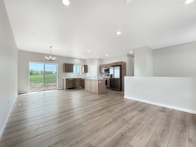 2301 Johnson St., Burlington, ND 58722