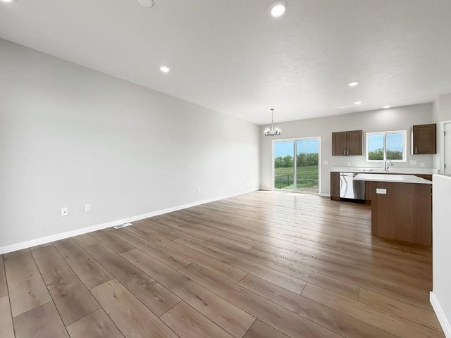2301 Johnson St., Burlington, ND 58722