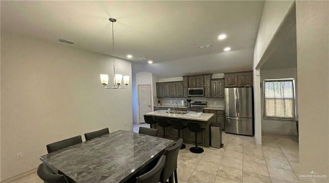 2421 Antelope Canyon Street, Edinburg, TX 78541