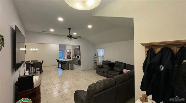 2421 Antelope Canyon Street, Edinburg, TX 78541