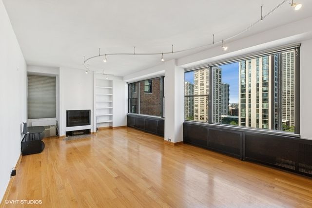1540 N State Parkway 15A, Chicago, IL 60610