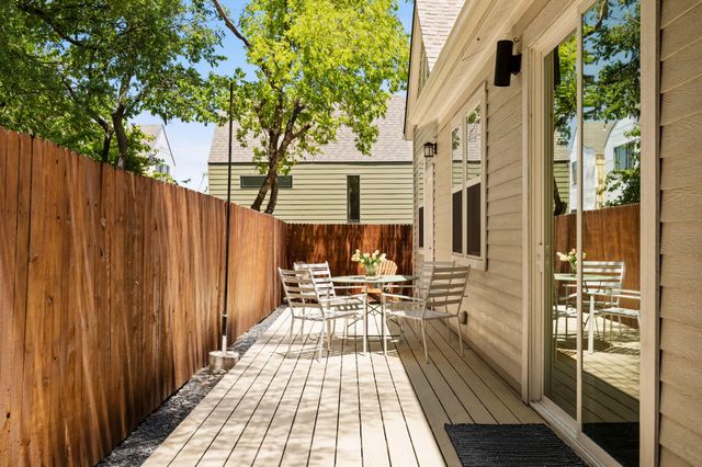 1176 Lott Ave, Austin, TX 78721