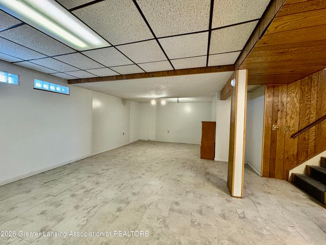 2120 La Mer Lane, Haslett, MI 48840