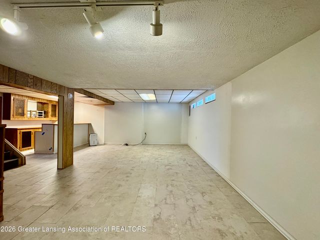 2120 La Mer Lane, Haslett, MI 48840