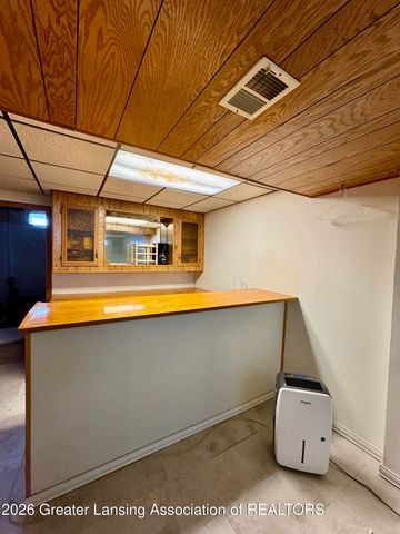 2120 La Mer Lane, Haslett, MI 48840