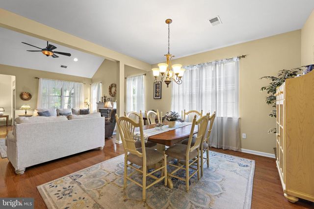 140 BRIARWOOD DR, Tuckerton, NJ 08087