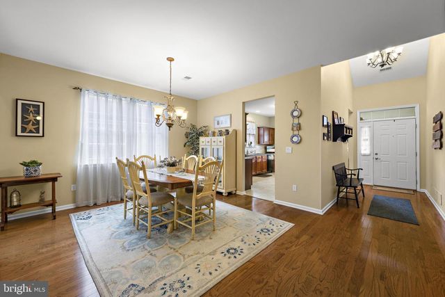 140 BRIARWOOD DR, Tuckerton, NJ 08087