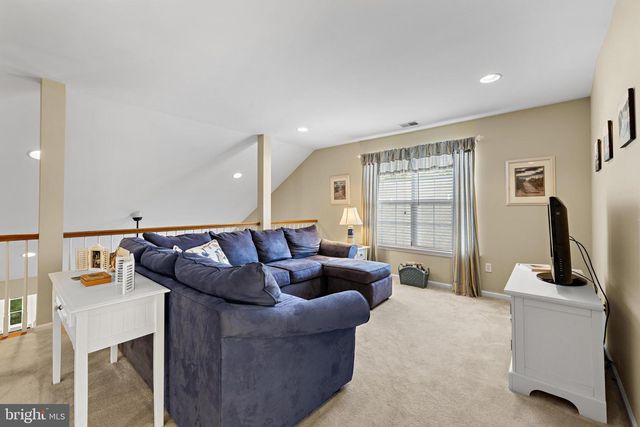 140 BRIARWOOD DR, Tuckerton, NJ 08087
