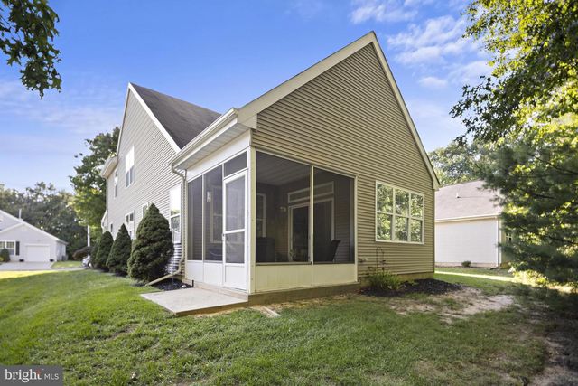 140 BRIARWOOD DR, Tuckerton, NJ 08087
