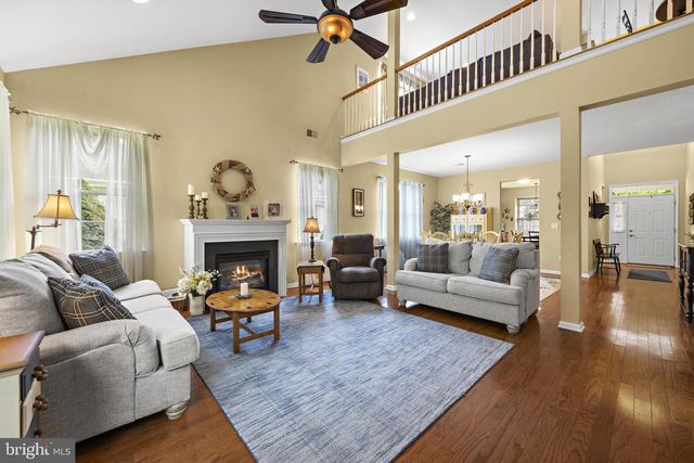 140 BRIARWOOD DR, Tuckerton, NJ 08087