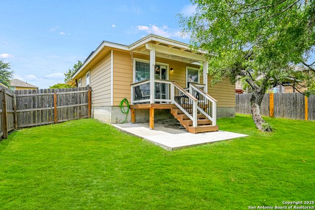 2718 Moon Rock, Converse, TX 78109