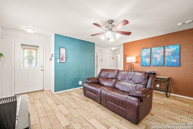 2718 Moon Rock, Converse, TX 78109