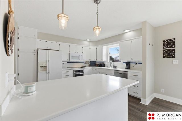 3083 College Drive, Blair, NE 68008