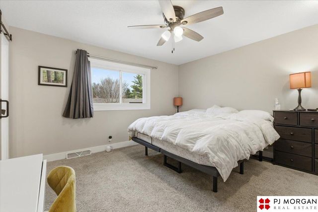 3083 College Drive, Blair, NE 68008