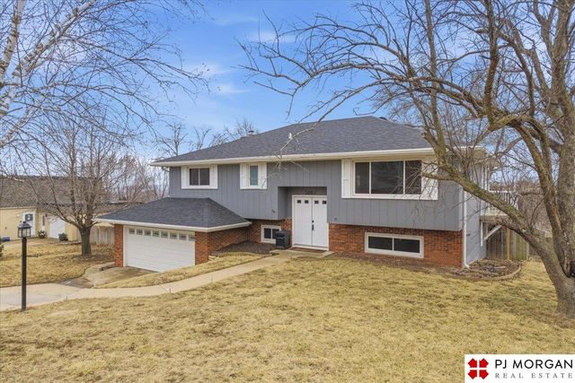 3083 College Drive, Blair, NE 68008